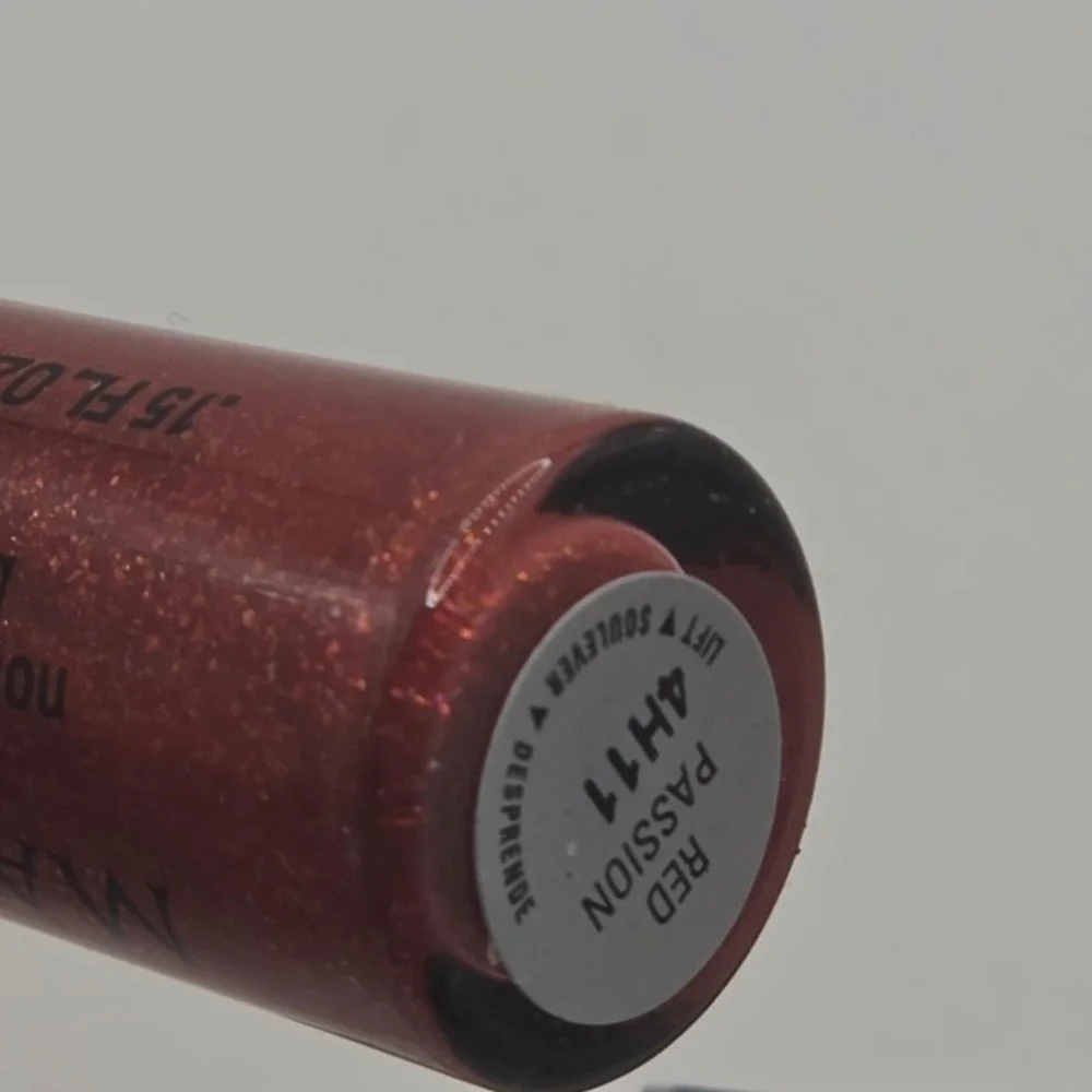 Mary Kay Nourishine Plus Lip Gloss Red Passion 047955 NIB Shimmer Red